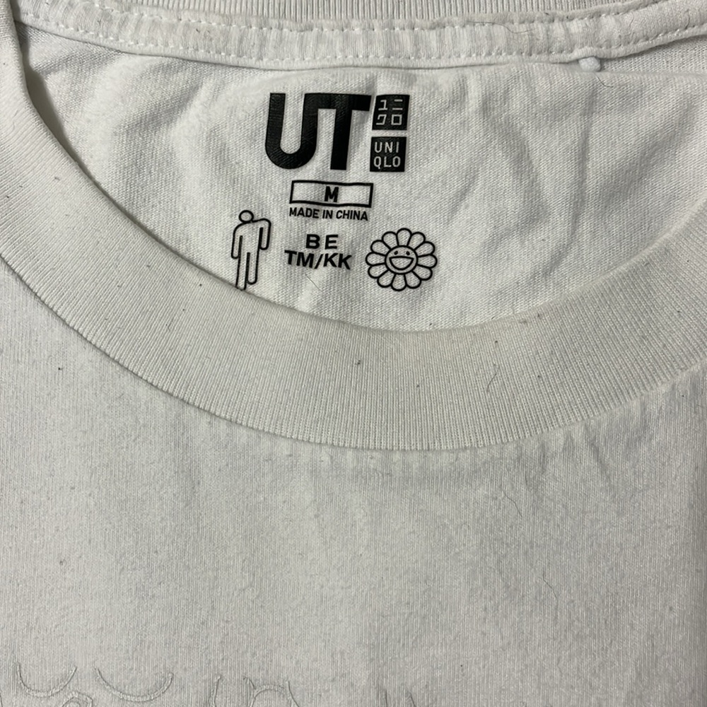 Billie Eilish Flower Skulls T-Shirt (exclusive) - Picture 3 of 5